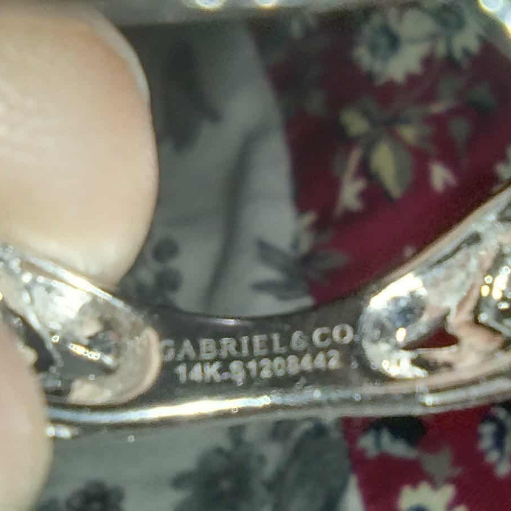 Dazzling Silver Diamond Ring - image 5